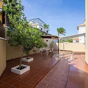modern-beach-villa-with-parking-and-private-pool.es-andalucia.com/